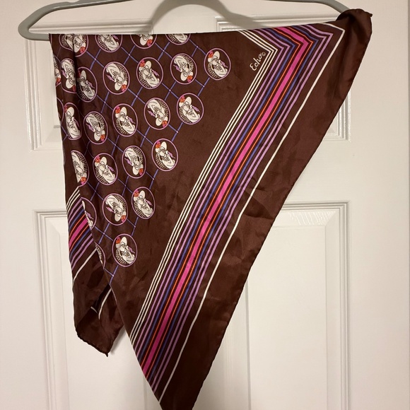 Vintage Silk square scarf - Picture 2 of 2